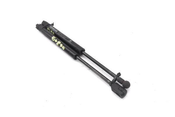 Recambio de amortiguador porton para smart city coupe 0.6 referencia OEM IAM 8300150  