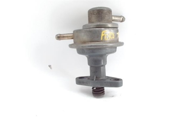 Recambio de bomba combustible para ford taunus 1.3 básico turnier referencia OEM IAM 81SF9350EB  