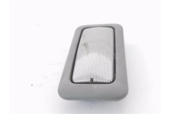 Recambio de luz delantero central techo para opel vivaro 1.9 dti referencia OEM IAM 8200426660  