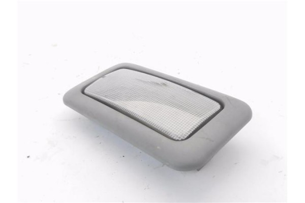 Recambio de luz delantero central techo para opel vivaro 1.9 dti referencia OEM IAM 8200426660  