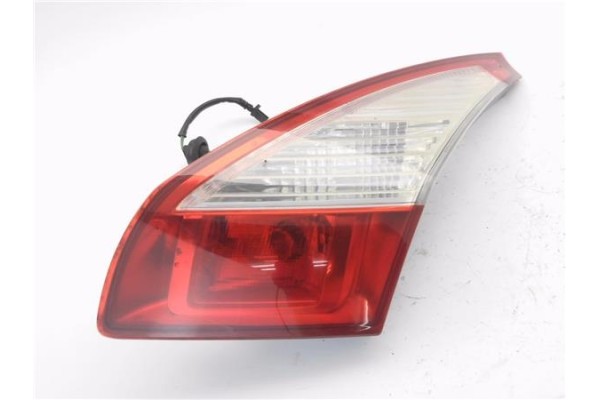 Recambio de piloto porton trasero derecho para renault megane iii sport tourer 1.5 dynamique referencia OEM IAM 265500009R 89319