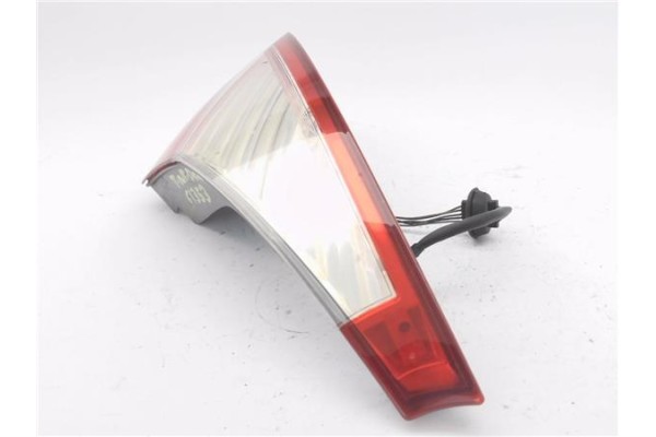 Recambio de piloto porton trasero derecho para renault megane iii sport tourer 1.5 dynamique referencia OEM IAM 265500009R 89319