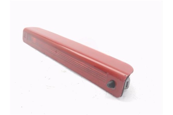 Recambio de luz central de freno para renault megane iii sport tourer 1.5 dynamique referencia OEM IAM 265900006R  