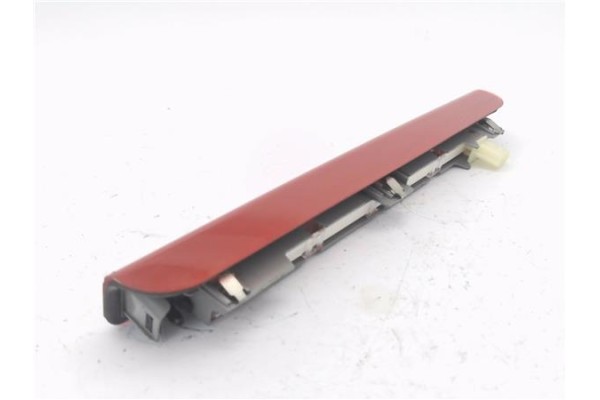 Recambio de luz central de freno para renault megane iii sport tourer 1.5 dynamique referencia OEM IAM 265900006R  