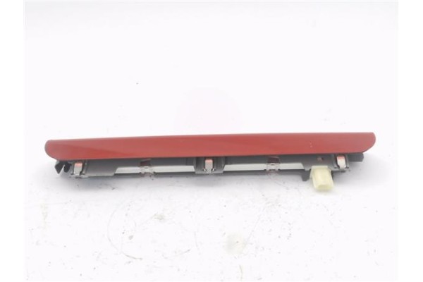 Recambio de luz central de freno para renault megane iii sport tourer 1.5 dynamique referencia OEM IAM 265900006R  