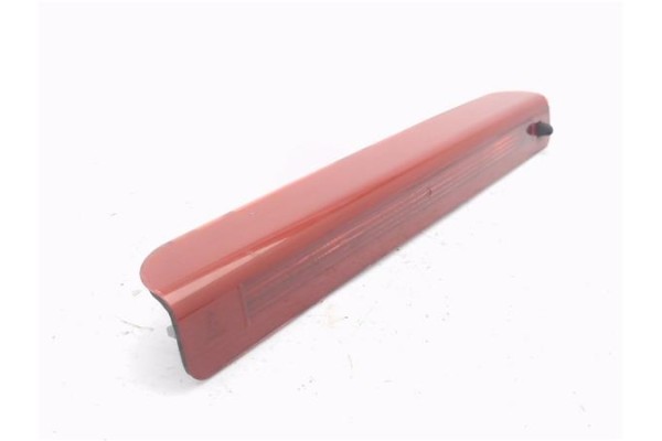Recambio de luz central de freno para renault megane iii sport tourer 1.5 dynamique referencia OEM IAM 265900006R  