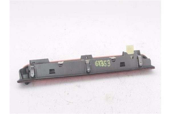 Recambio de luz central de freno para renault megane iii sport tourer 1.5 dynamique referencia OEM IAM 265900006R  