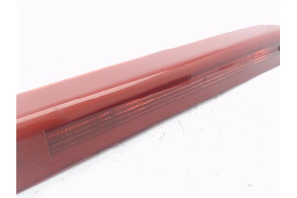 Recambio de luz central de freno para renault megane iii sport tourer 1.5 dynamique referencia OEM IAM 265900006R  
