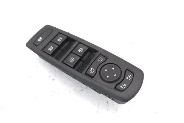 Recambio de mando elevalunas delantero izquierdo para renault megane iii sport tourer 1.5 dynamique referencia OEM IAM 809610006