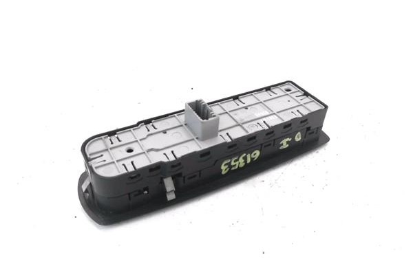 Recambio de mando elevalunas delantero izquierdo para renault megane iii sport tourer 1.5 dynamique referencia OEM IAM 809610006