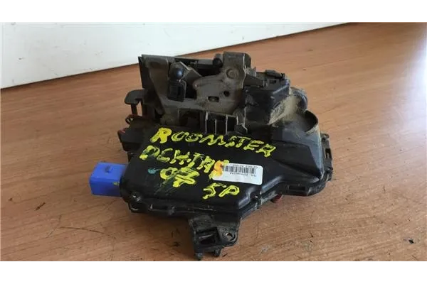 Recambio de cierre electromagnetico trasero derecho para skoda roomster (5j7) 1.6 family referencia OEM IAM 5J7839016A A01203 