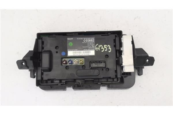 Recambio de pantalla para renault megane iii sport tourer 1.5 dynamique referencia OEM IAM 259153411R 280380578R 