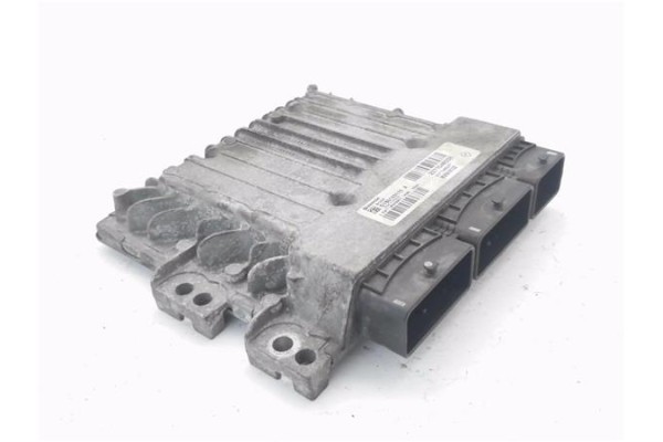 Recambio de centralita para renault megane iii sport tourer 1.5 dynamique referencia OEM IAM 237104833R S180153110A 