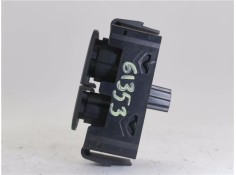 Recambio de interruptor luces emergencia para renault megane iii sport tourer 1.5 dynamique referencia OEM IAM E3160101  