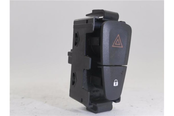 Recambio de interruptor luces emergencia para renault megane iii sport tourer 1.5 dynamique referencia OEM IAM E3160101  