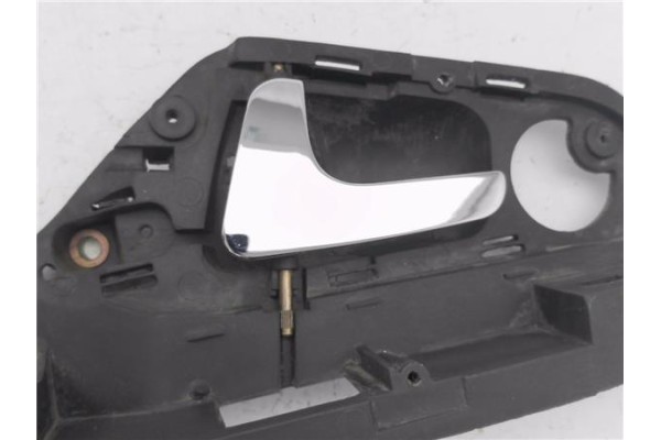 Recambio de manilla int. puerta trasero izquierda para seat ibiza (6k1) 1.9 tdi referencia OEM IAM 6K4837113  