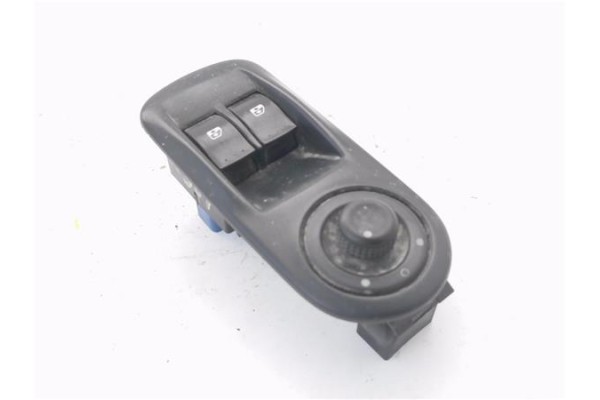 Recambio de mando elevalunas delantero izquierdo para opel vivaro 1.9 dti referencia OEM IAM 8200011867  