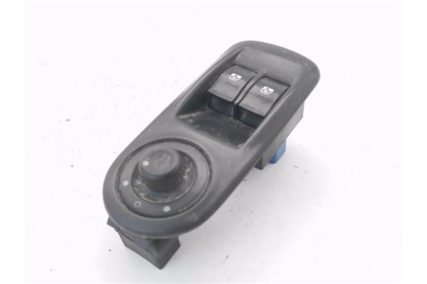 Recambio de mando elevalunas delantero izquierdo para opel vivaro 1.9 dti referencia OEM IAM 8200011867  