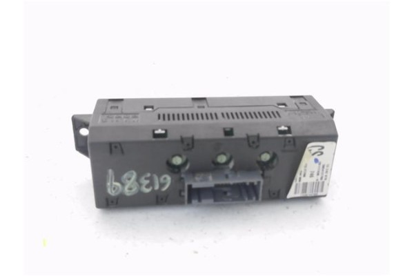 Recambio de pantalla para opel vivaro 1.9 dti referencia OEM IAM 13242079 565412769 