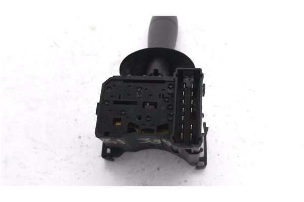 Recambio de mando limpiaparabrisas para opel vivaro 1.9 dti referencia OEM IAM 93856810E 8,20E+09 