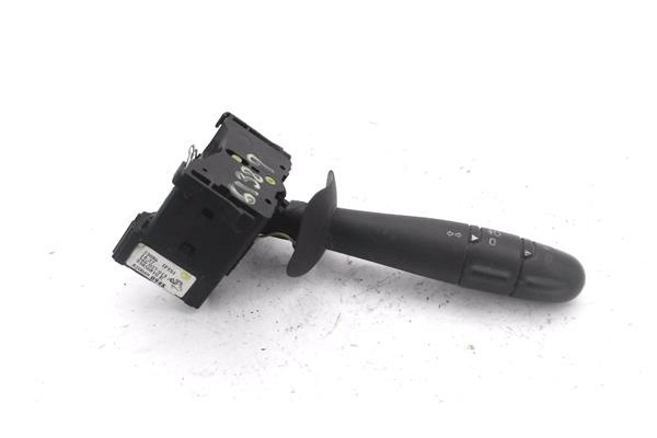 Recambio de mando de luces para opel vivaro 1.9 dti referencia OEM IAM 93856810E 8200490948 