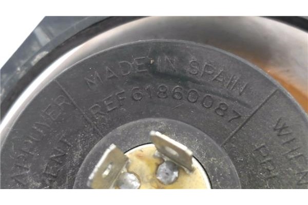 Recambio de faro antiniebla derecho para renault rapid /express (f40) 1.6 d kombi referencia OEM IAM 61860087  