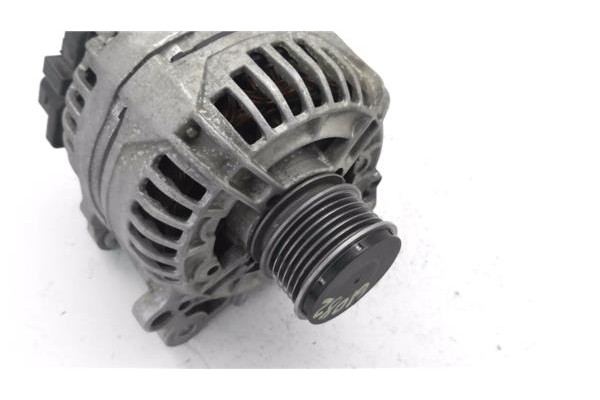 Recambio de alternador para volkswagen golf iv berlina (1j1) 1.9 tdi referencia OEM IAM 8EL011710321 26006944 