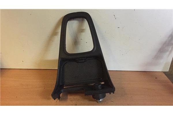 Recambio de consola para nissan almera (n16/e)(2000) 1.5 acenta [1,5 ltr. - 72 kw 16v cat] referencia OEM IAM   