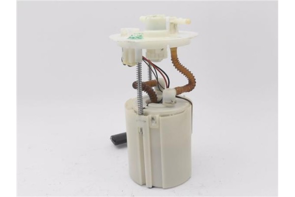 Recambio de bomba combustible para hyundai i10 (pa) 1.2 classic referencia OEM IAM 81110B9000  