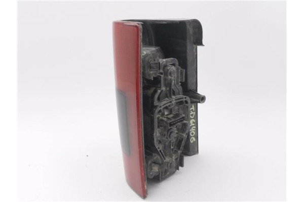 Recambio de piloto trasero derecho para citroen berlingo 1.9 d sx combi referencia OEM IAM E95085  