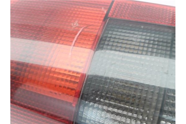 Recambio de piloto trasero izquierdo para citroen berlingo 1.9 d sx combi referencia OEM IAM E95085  