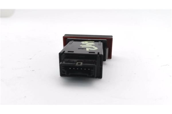 Recambio de interruptor luces emergencia para hyundai i10 (pa) 1.2 classic referencia OEM IAM 299130180  