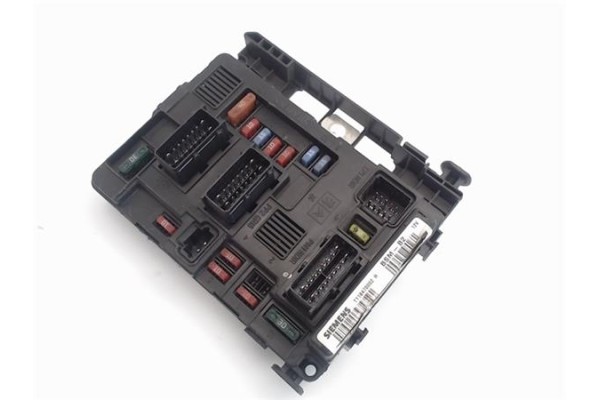 Recambio de centralita para peugeot partner furgón (5) 1.9 d referencia OEM IAM 9643498980  