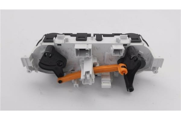 Recambio de mandos calefaccion / a.a. para citroen c3 1.2 97 edition referencia OEM IAM E1063071  