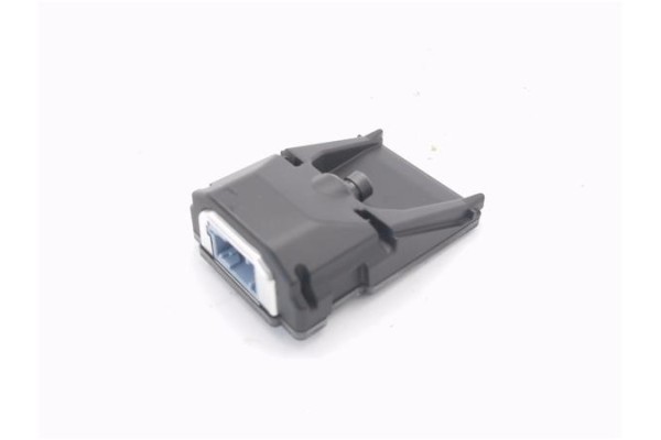 Recambio de camara para citroen c3 1.2 97 edition referencia OEM IAM 9828694780  