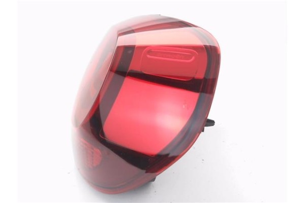 Recambio de piloto trasero derecho para citroen c3 1.2 97 edition referencia OEM IAM L90074670 47174 