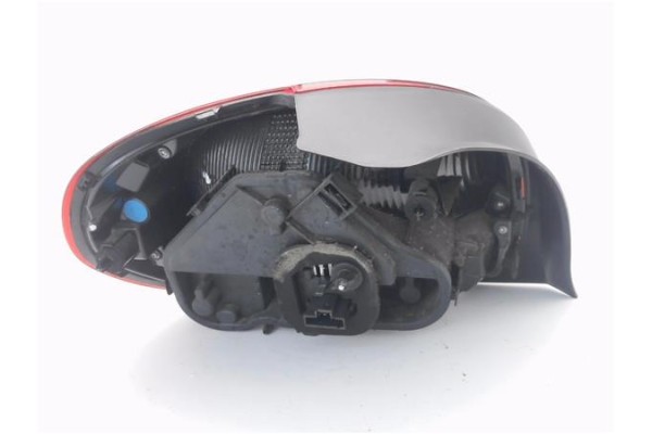 Recambio de piloto trasero derecho para citroen c3 1.2 97 edition referencia OEM IAM L90074670 47174 