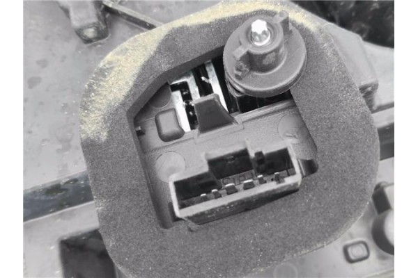 Recambio de piloto trasero derecho para citroen c3 1.2 97 edition referencia OEM IAM L90074670 47174 