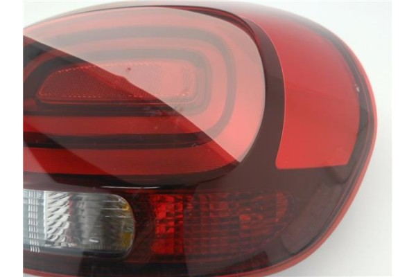 Recambio de piloto trasero derecho para citroen c3 1.2 97 edition referencia OEM IAM L90074670 47174 