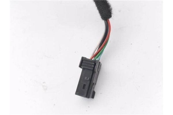 Recambio de retrovisor electrico izquierdo para citroen c3 1.2 97 edition referencia OEM IAM 232673101 232636269 