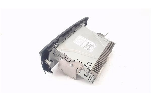 Recambio de radio / cd para mitsubishi space star (a00) 1.2 motion referencia OEM IAM 8701A538  