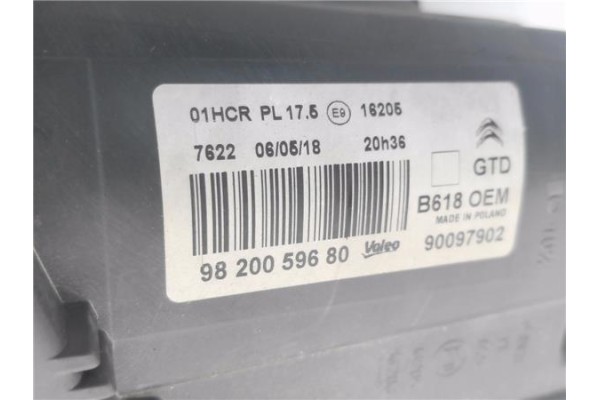 Recambio de faro delantero izquierdo para citroen c3 1.2 97 edition referencia OEM IAM 9820059680 90097902 