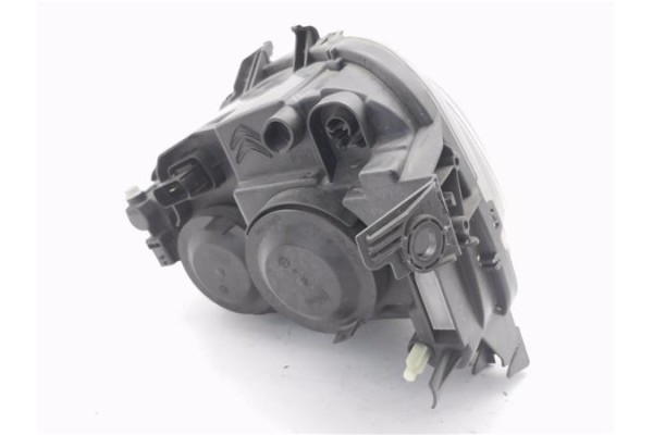 Recambio de faro delantero dcho para citroen c3 1.2 97 edition referencia OEM IAM 9820059280  