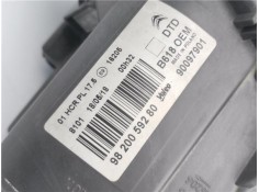 Recambio de faro delantero dcho para citroen c3 1.2 97 edition referencia OEM IAM 9820059280  