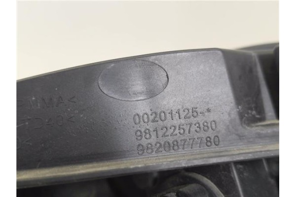 Recambio de piloto delantero luz diurna para citroen c3 1.2 97 edition referencia OEM IAM 9820877780 9812257350 