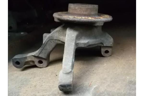 Recambio de mangueta delantero derecha para renault 11 (b/c37_) 1.4 turbo referencia OEM IAM   