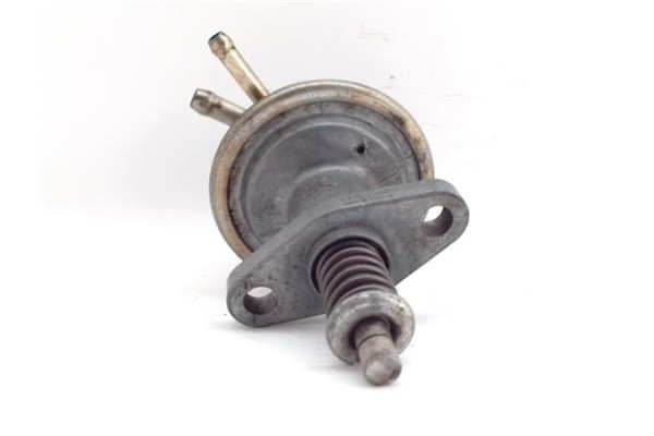 Recambio de bomba combustible para opel kadett e 1.6 club especial familiar referencia OEM IAM 1488F6X  