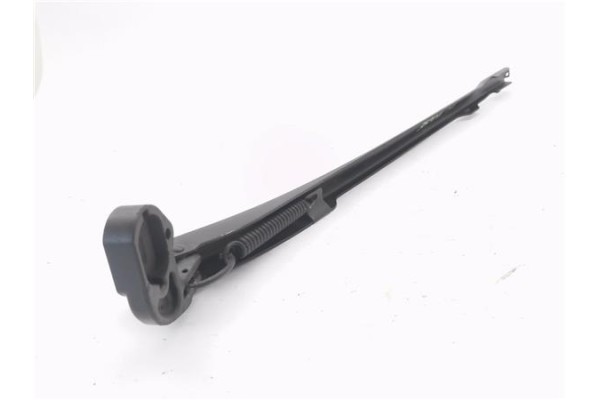 Recambio de brazo limpiaparabrisas delantero derecho para seat leon (1p1) 1.4 tsi referencia OEM IAM 1P0955410A  