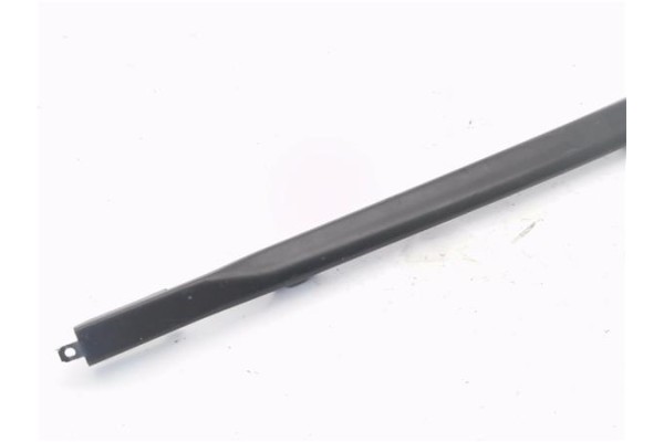 Recambio de brazo limpiaparabrisas delantero derecho para seat leon (1p1) 1.4 tsi referencia OEM IAM 1P0955410A  