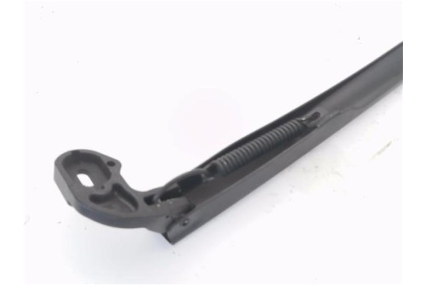 Recambio de brazo limpiaparabrisas delantero derecho para seat leon (1p1) 1.4 tsi referencia OEM IAM 1P0955410A  